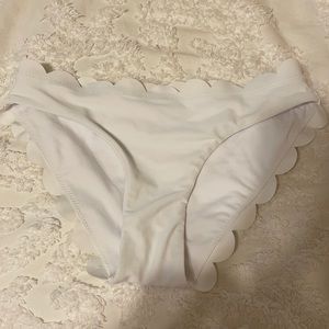 White scallop bikini bottoms